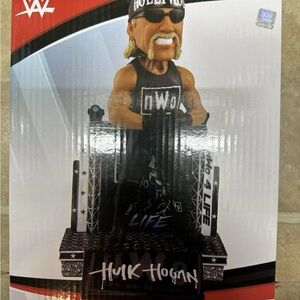 WWE Hulk Hogan nWo Bobblehead with Black and White Attire